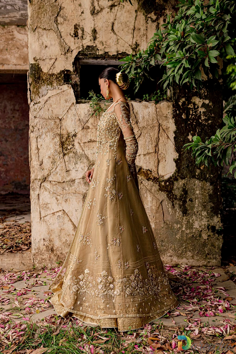 Side view of flared metallic tissue lehenga skirt